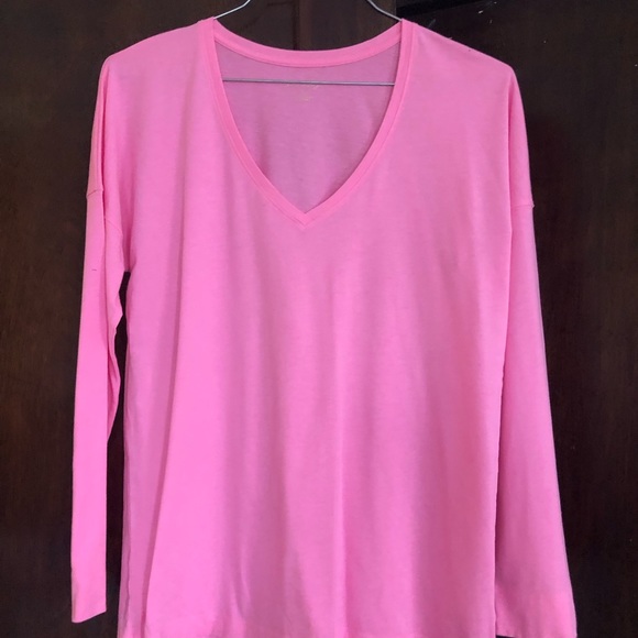 Lilly Pulitzer solid pink lightweight T-shirt medium - Picture 2 of 7